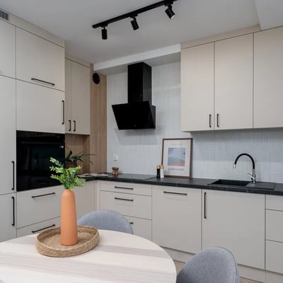 Miete einer stilvollen 4-Zimmer-Wohnung, 77 m², Stadtteil Bronowice, Krakau, Polen